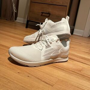 Men’s Altra Solstice XT 3 Size 10 NWT